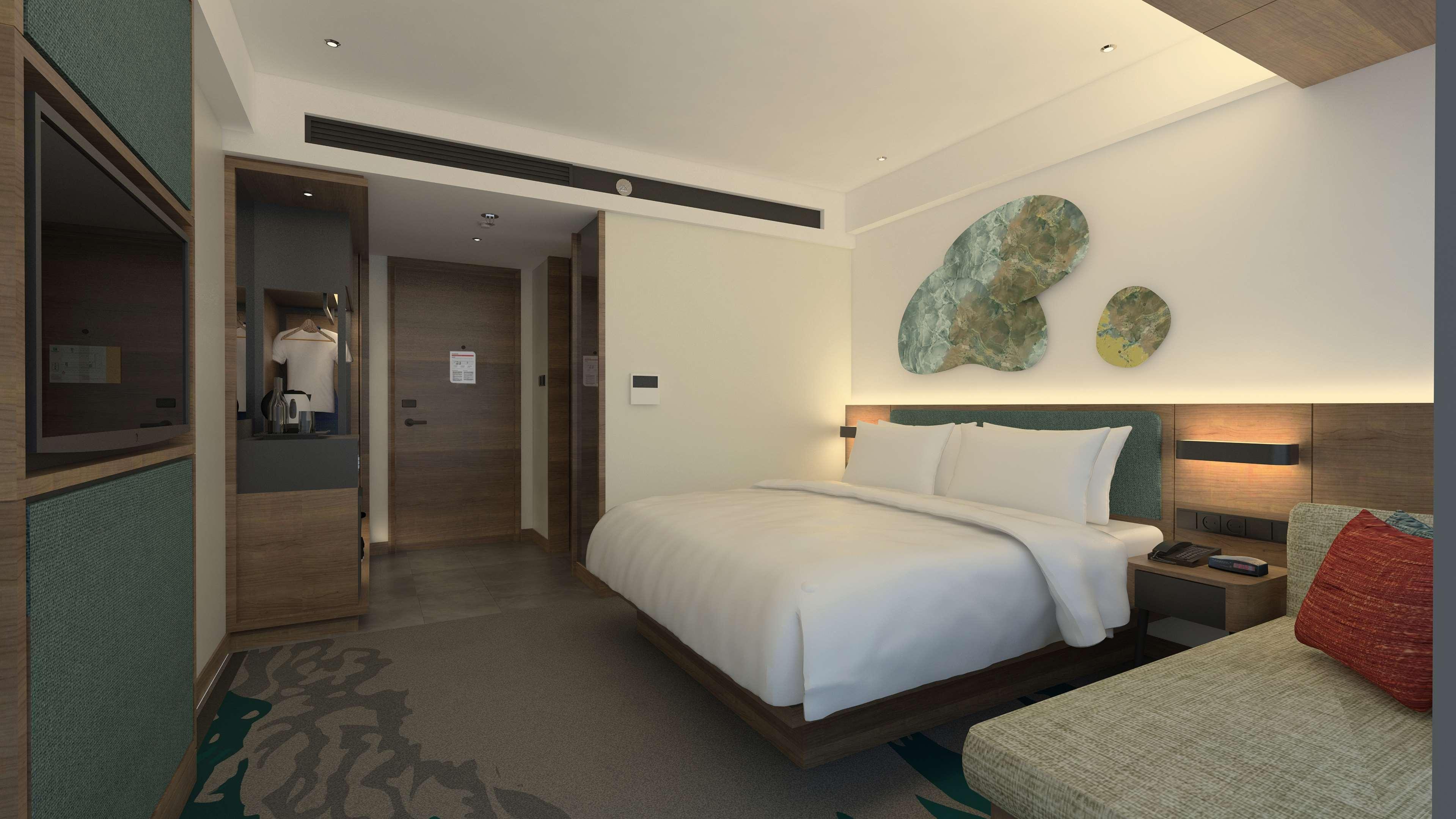 Hilton Garden Inn Jakarta Taman Palem Buitenkant foto